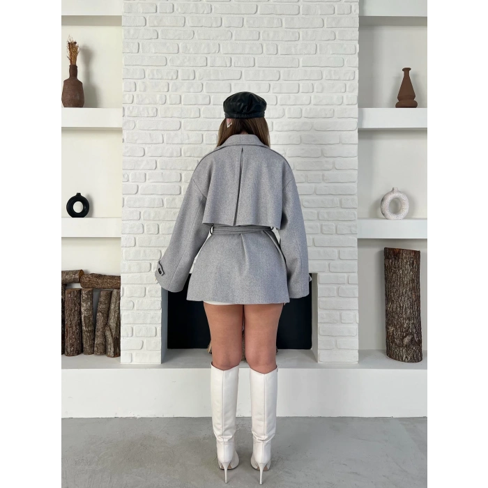 Kemer Detaylı Kısa Kaşe Kaban Gri