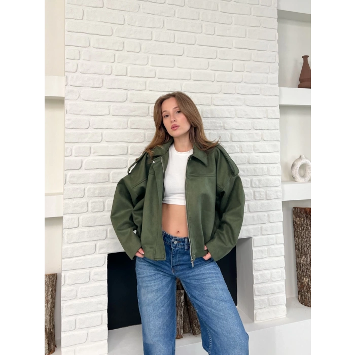 Yaka Peluş Detay Deri Ceket Yeşil