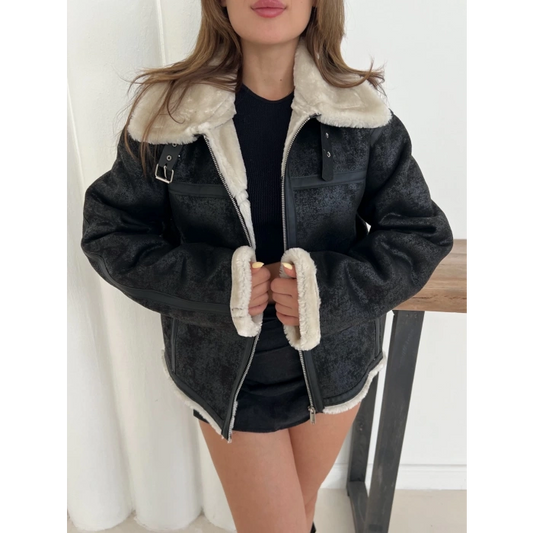 Peluşlu Yaka Kemer Detaylı Ceket Bej