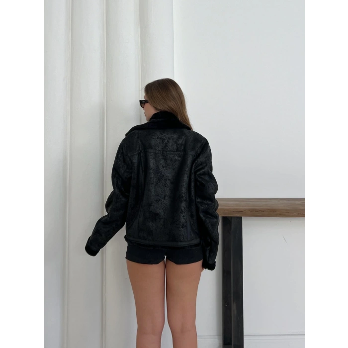 Peluşlu Yaka Kemer Detaylı Ceket Siyah