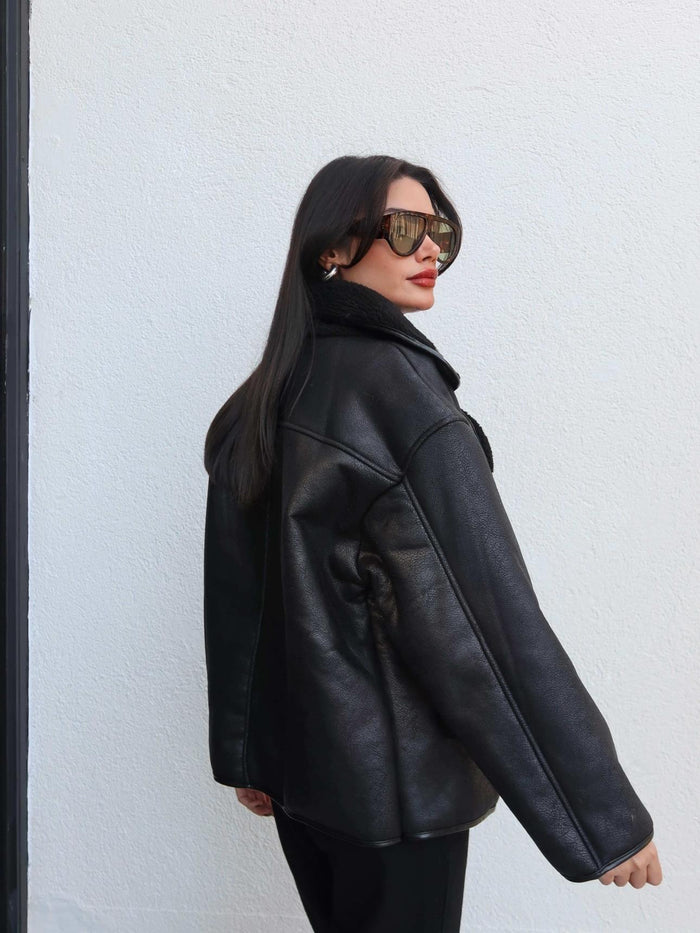 Siyah Düğmeli Süet Ceket Siyah