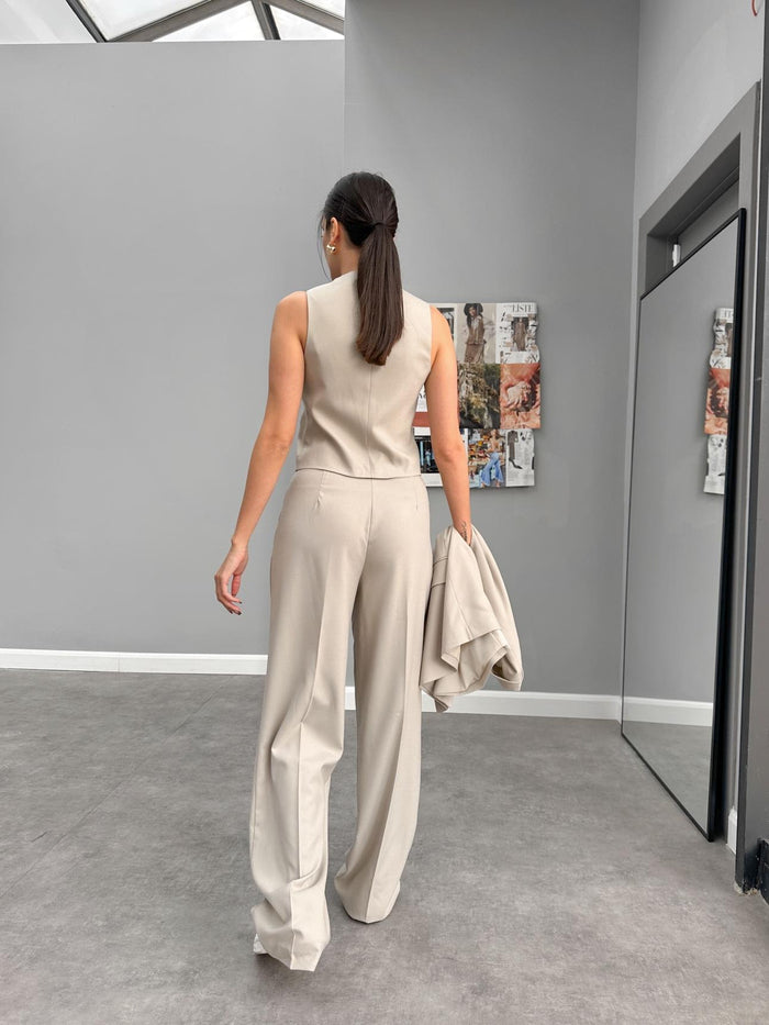 Taş Üçlü Yelekli Takım