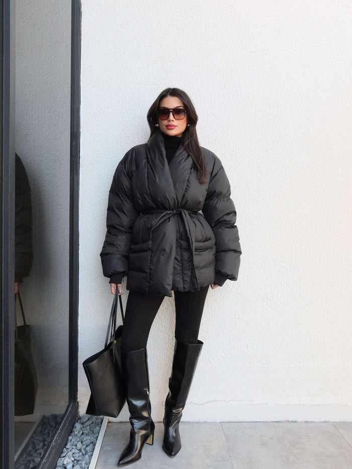 Açık Cep Ön Bağlamalı Şişme Mont Siyah