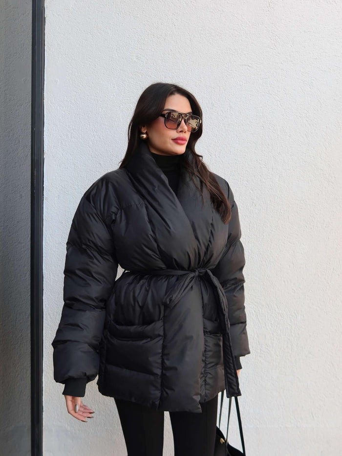 Açık Cep Ön Bağlamalı Şişme Mont Siyah