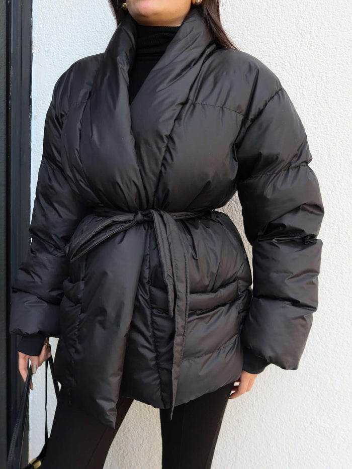 Açık Cep Ön Bağlamalı Şişme Mont Siyah