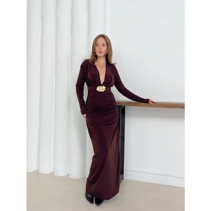 Aksesuar Detaylı Dekolte Sandy Elbise Kahverengi