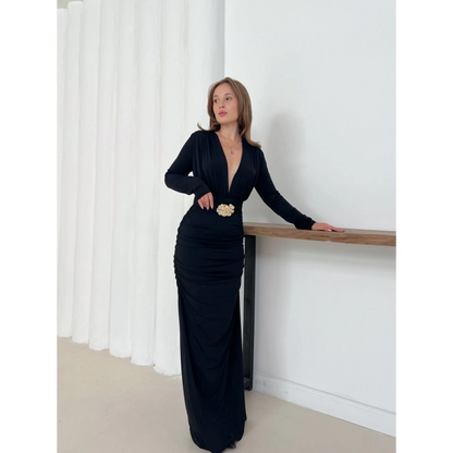 Aksesuar Detaylı Dekolte Sandy Elbise Siyah