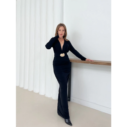 Aksesuar Detaylı Dekolte Sandy Elbise Siyah