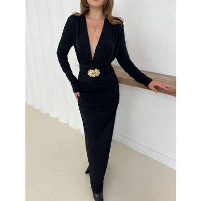 Aksesuar Detaylı Dekolte Sandy Elbise Siyah