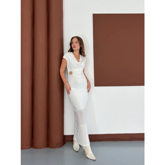 Aksesuarlı Büzgü Detaylı Elbise Beyaz