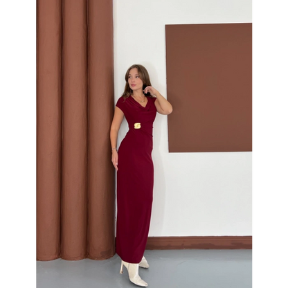 Aksesuarlı Büzgü Detaylı Elbise Bordo