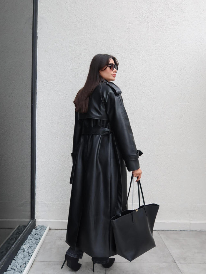 Apolet Detay Kuşaklı Deri Trench Siyah