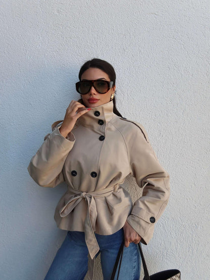 Apolet Detay Kuşaklı Kısa Trench Krem