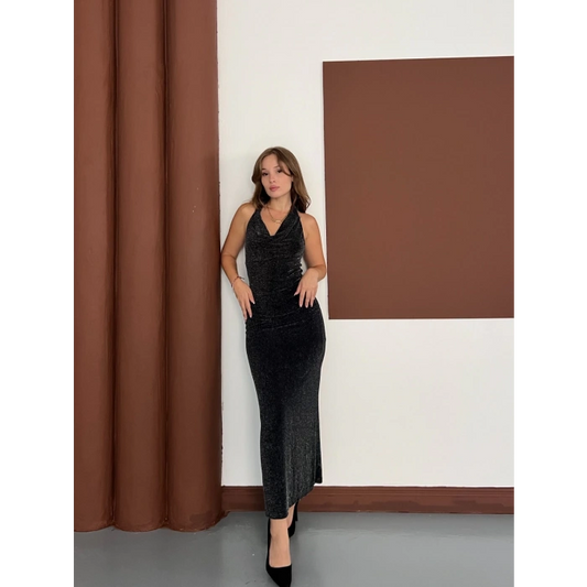 Boyundan Bağlamalı Simli Uzun Elbise