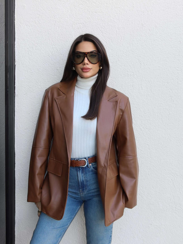 Düz Kesim Deri Blazer Ceket