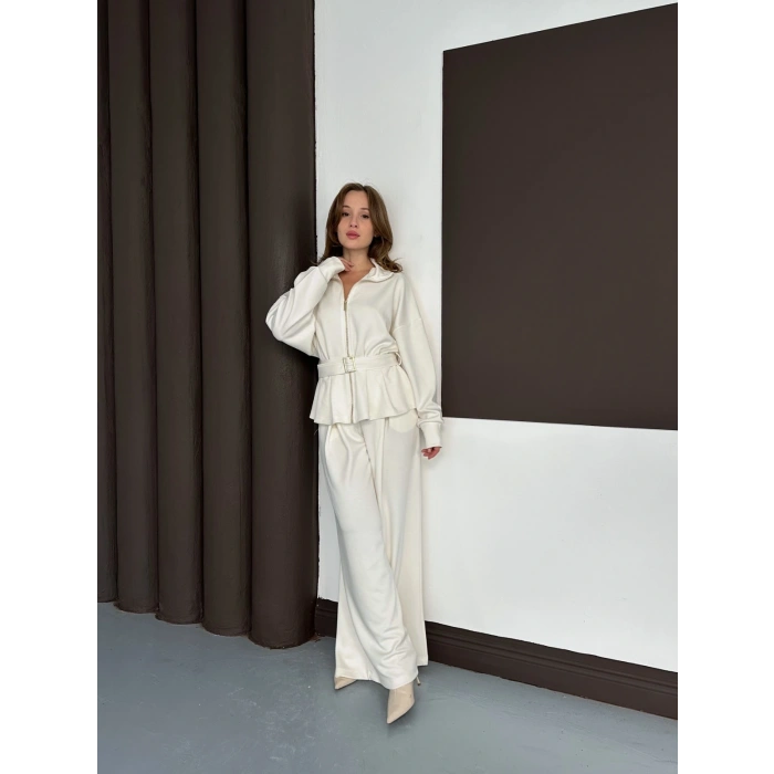 Fermuarlı Kemer Detaylı İkili Takım Beyaz