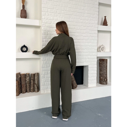 İri Düğme Detaylı Dekolte Takım Yeşil