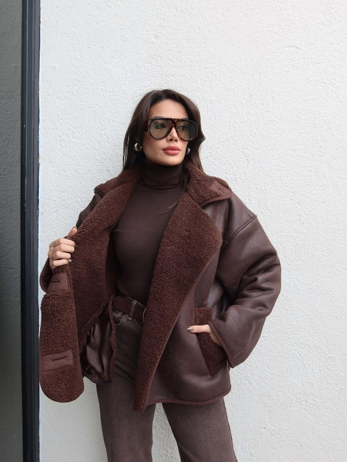 Siyah Düğmeli Süet Ceket Kahve