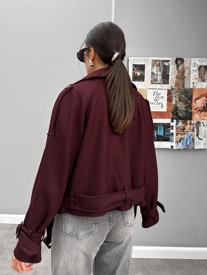 Kol Kemerli Kısa Kaşe Ceket