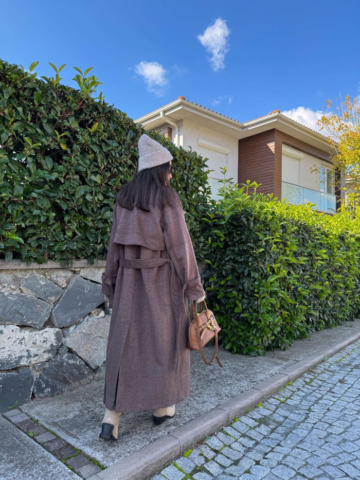 Kruvaze Kol Kemerli Kuşaklı Yün Kaban