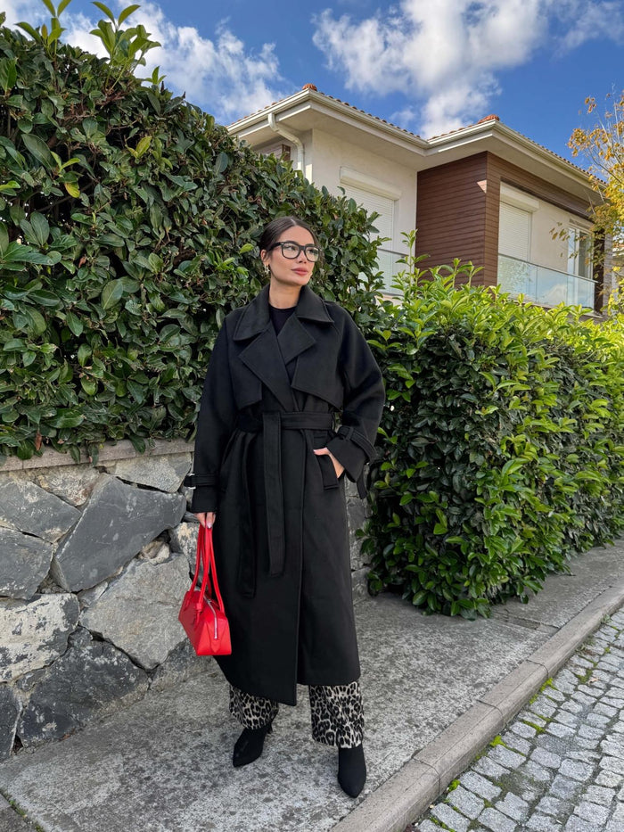 Kruvaze Kol Kemerli Kuşaklı Yün Kaban