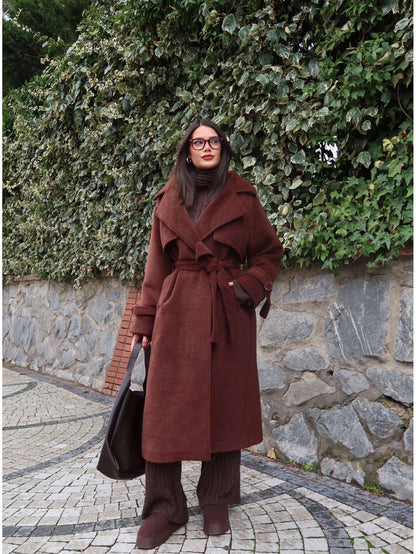 Kruvaze Kol Kemerli Kuşaklı Yün Kaban