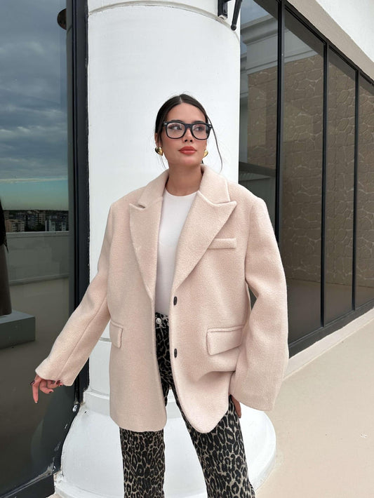 Kruvaze Yaka Kısa Kaşe Ceket