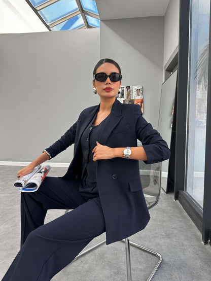 Lacivert Üçlü Yelekli Takım