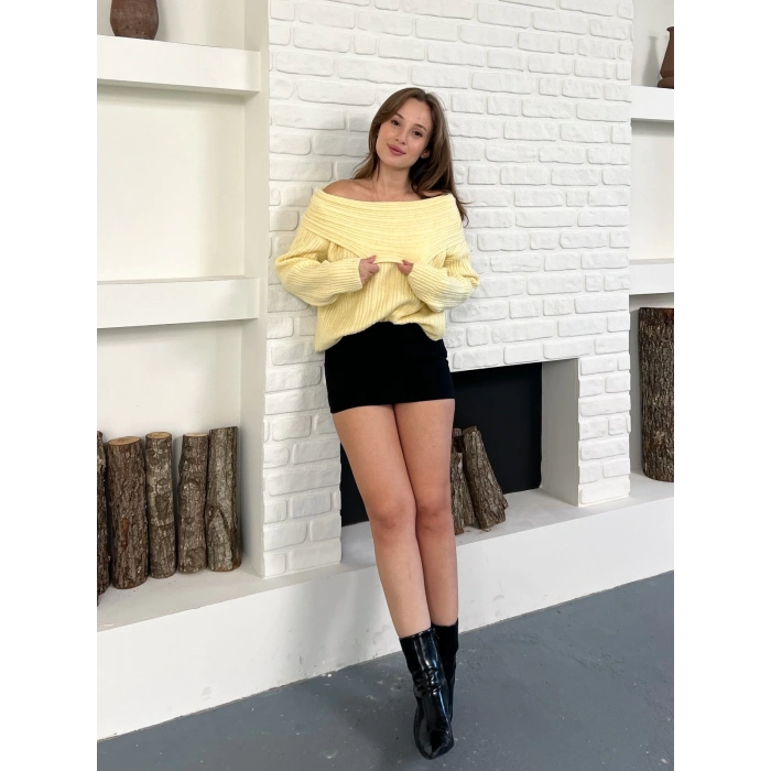 Madonna Yaka Triko Kazak Sarı