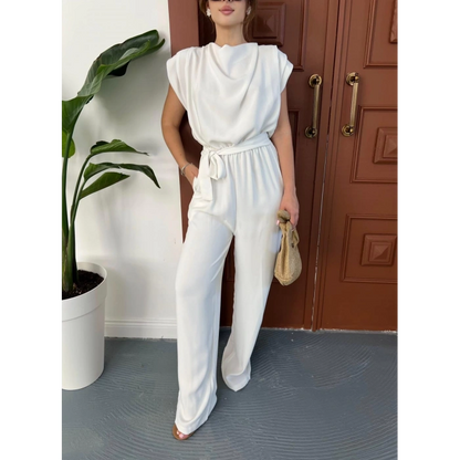 Omuz Vatkalı Bel Kuşaklı Premium Tulum Beyaz