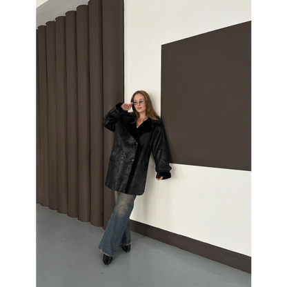 Peluş Detaylı Uzun Lamine Kaban Siyah