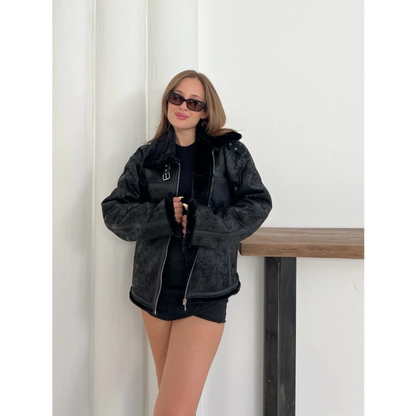 Peluşlu Yaka Kemer Detaylı Ceket Siyah
