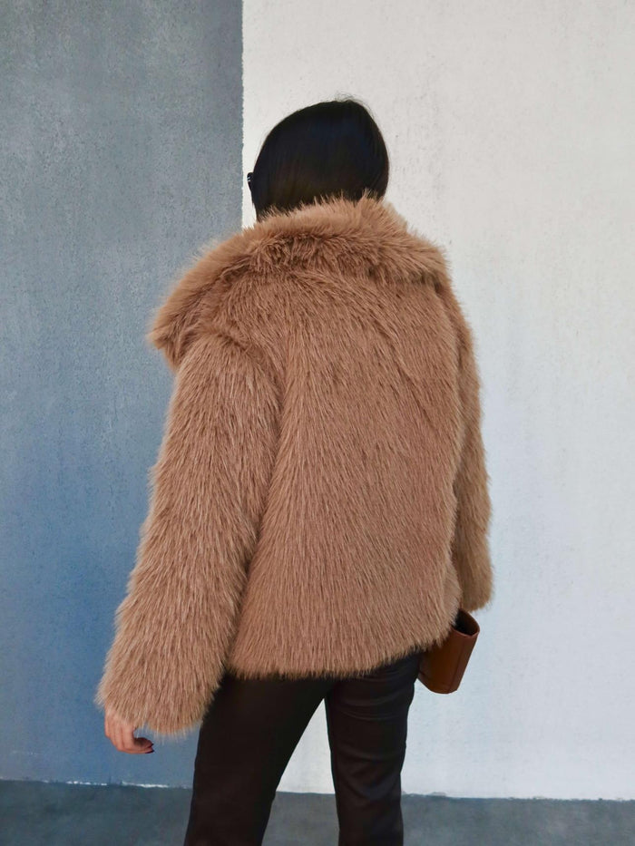 Şal Yaka Çıtçıtlı Suni Kürk Cappuccino