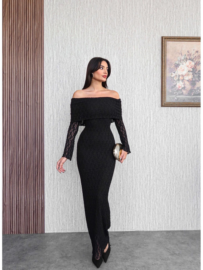 Açık Omuz Güpür Desenli Uzun Elbise