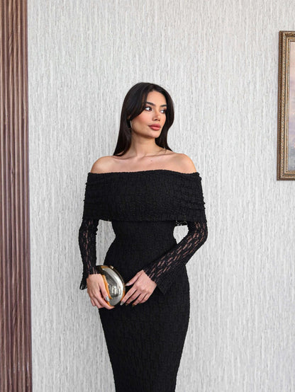 Açık Omuz Güpür Desenli Uzun Elbise