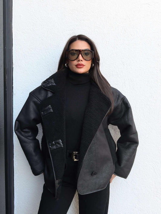 Siyah Düğmeli Süet Ceket