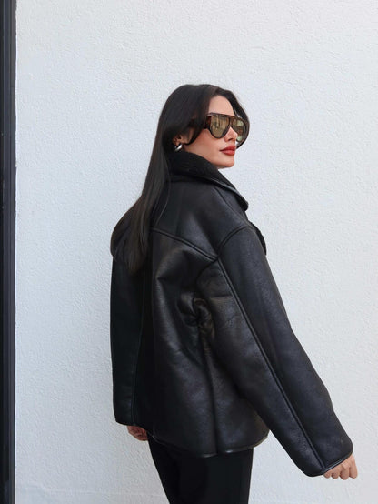 Siyah Düğmeli Süet Ceket Siyah