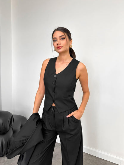 Siyah Üçlü Yelekli Takım