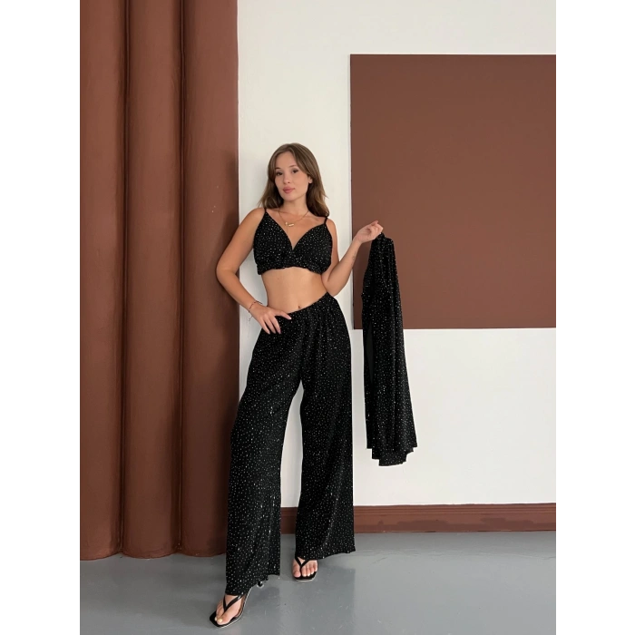 Taş Detaylı Üçlü Takım Siyah