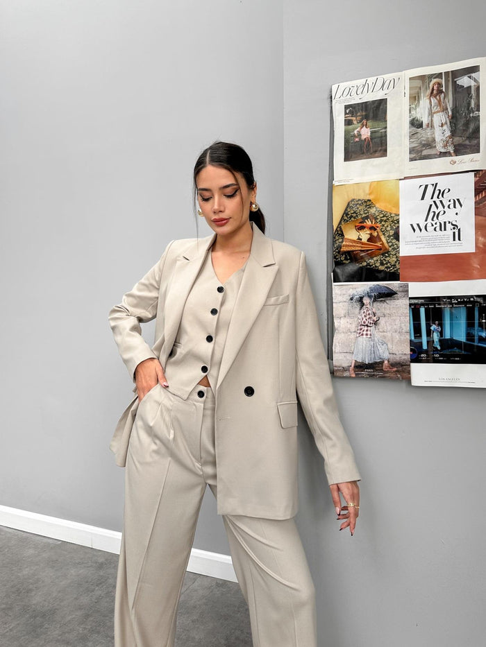 Taş Üçlü Yelekli Takım