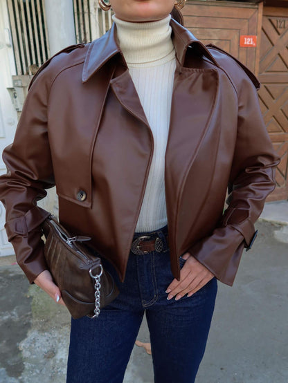 Tasarım Parçalı Kısa Deri Ceket