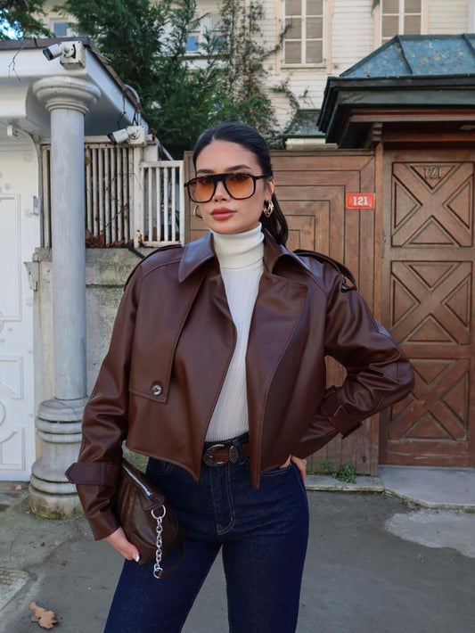 Tasarım Parçalı Kısa Deri Ceket