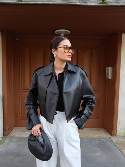 Tasarım Parçalı Kısa Deri Ceket