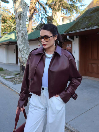 Tasarım Parçalı Kısa Deri Ceket