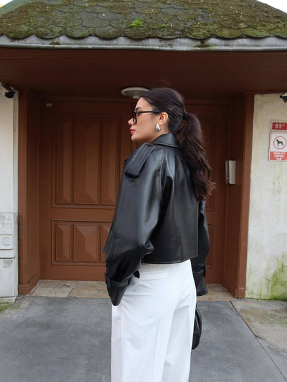 Tasarım Parçalı Kısa Deri Ceket