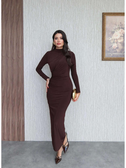 Uzun Kol Drapeli Yırtmaçlı Elbise