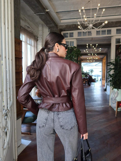 Vatkalı Beli Bağlamalı Deri Ceket