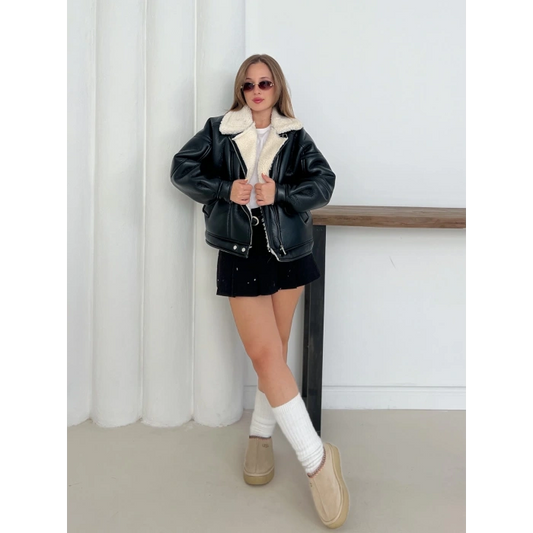 Yaka Peluş Detay Deri Ceket Krem